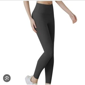 Sleek Charcoal Leggings for Women